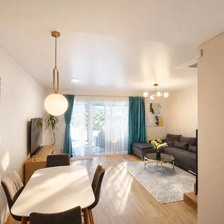 Klevu 41 Townhouse, Noreikiskes Каунас